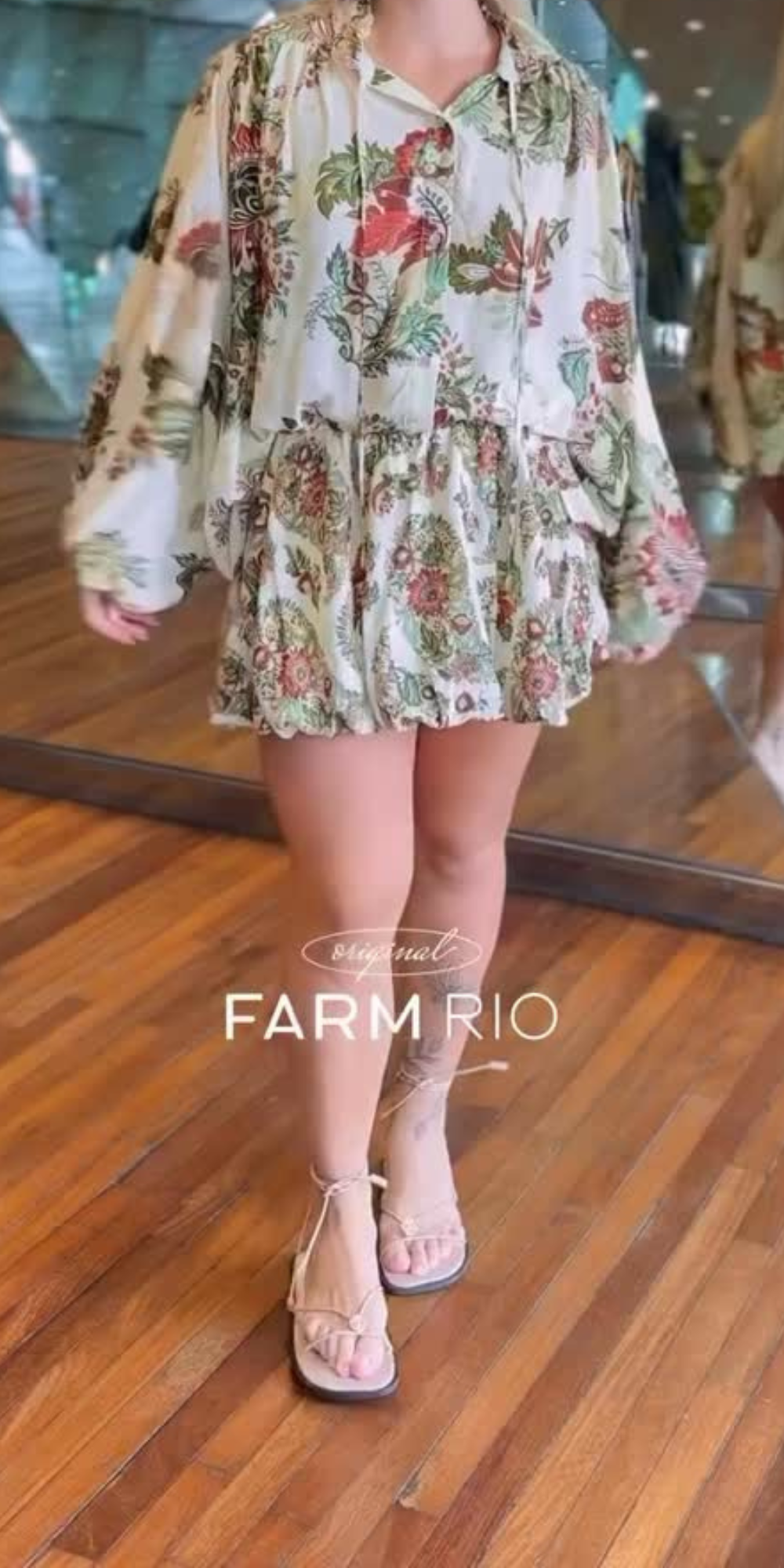 1127 | Vestido Curto Helena